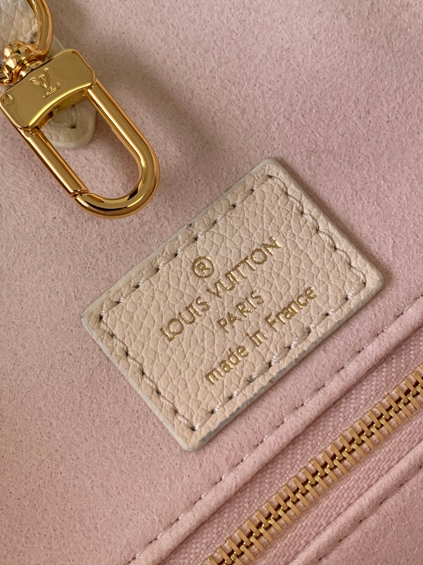 Louis Vuitton OnTheGo MM Monogram Empreinte Leather Tote Bag - Pink