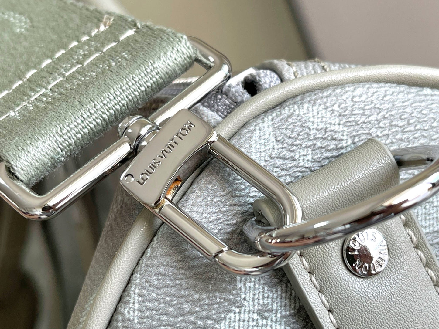 Louis Vuitton Luxury Green Ombre Monogram Travel Duffle Bag with Shoulder Strap