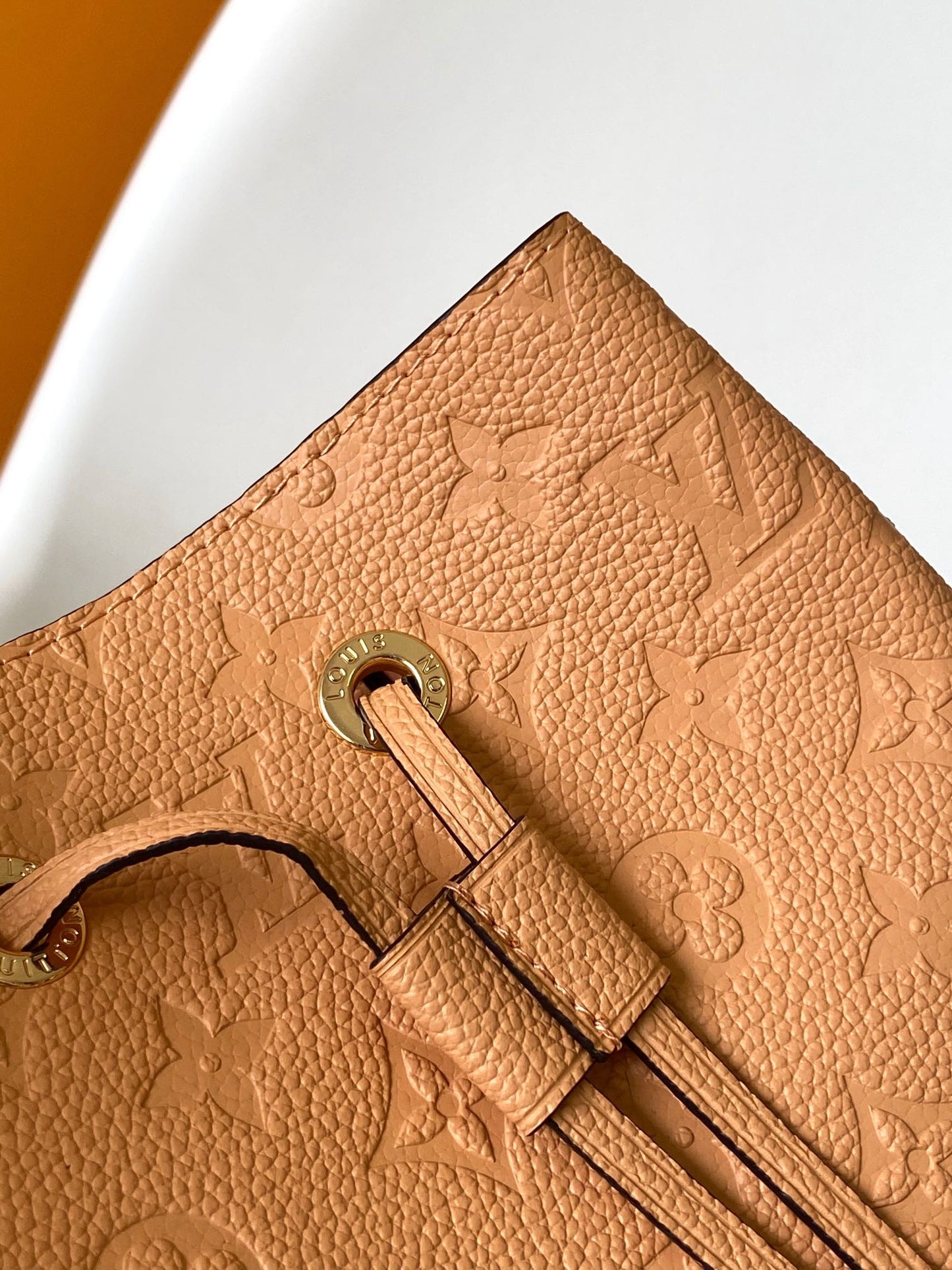 Louis Vuitton Beige Embossed Leather Drawstring Bucket Bag with Shoulder Strap