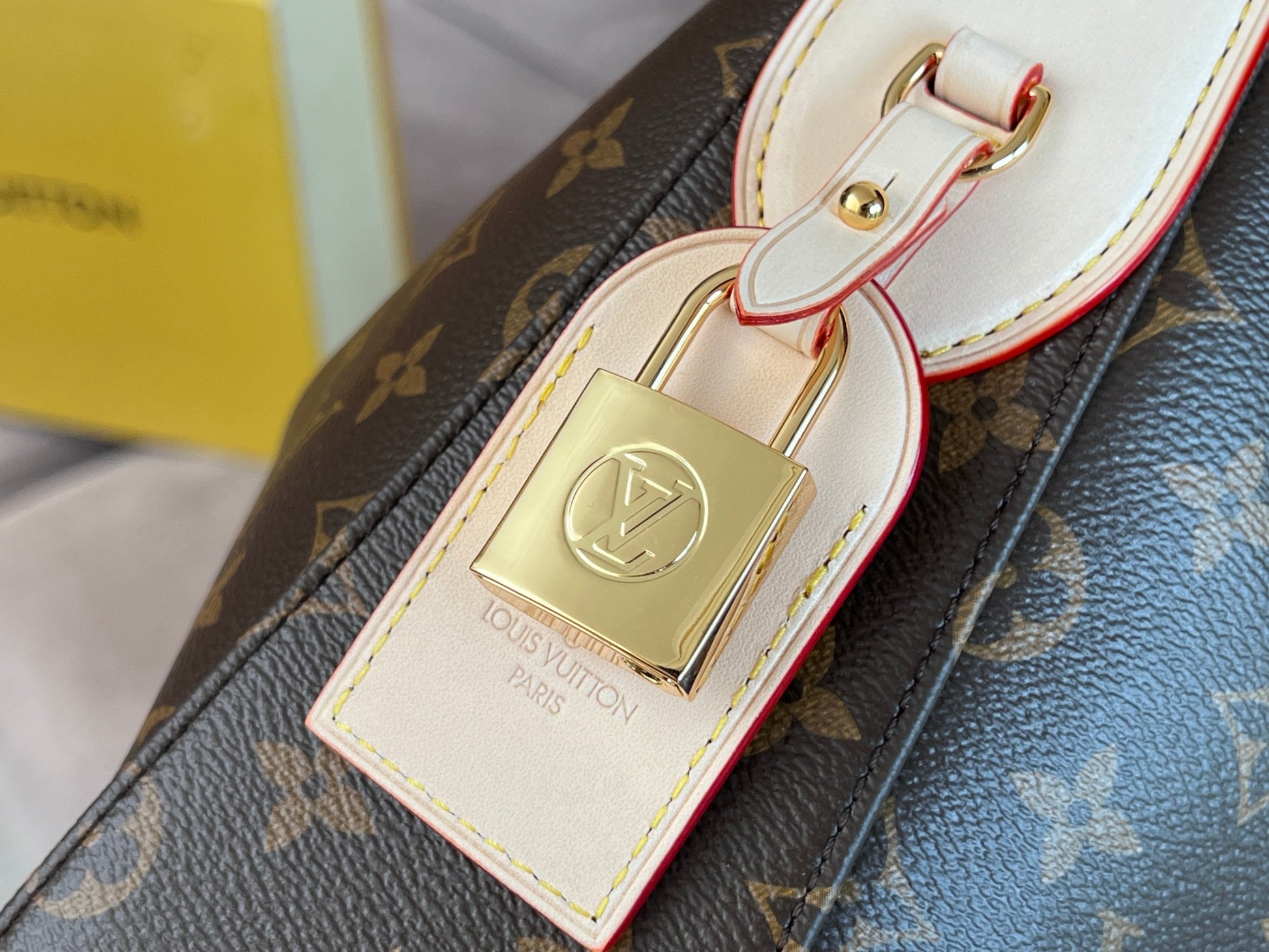 Louis Vuitton Classic Monogram Canvas Hobo Shoulder Bag with Leather Strap