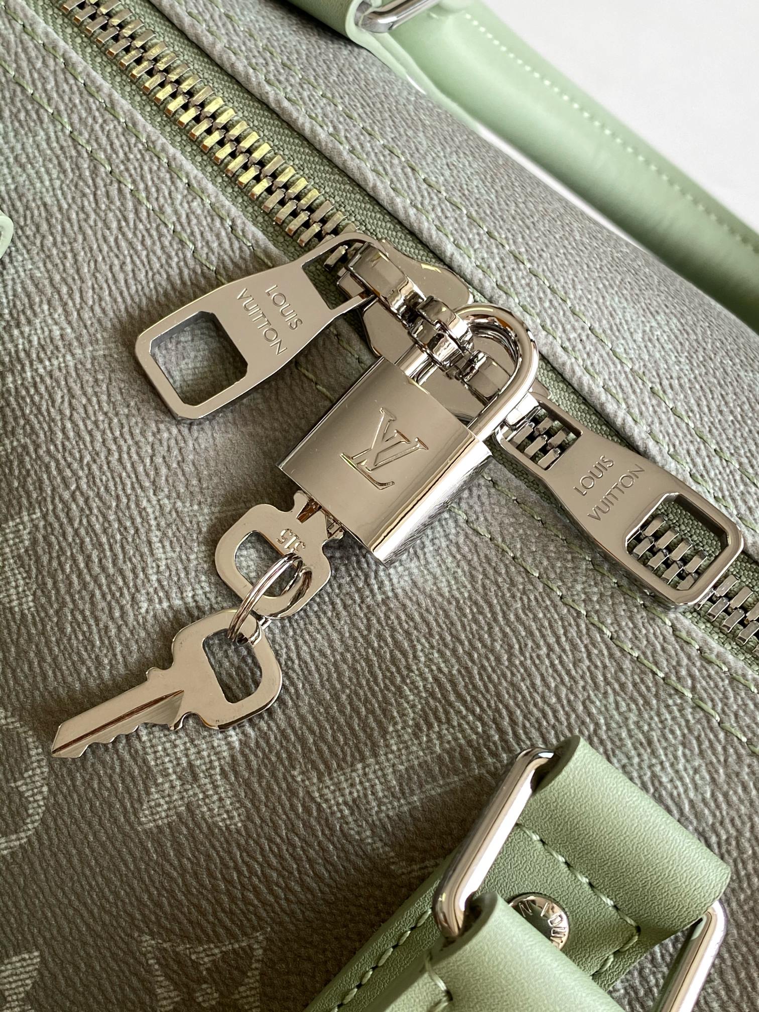 Louis Vuitton Gradient Green Monogram Canvas Travel Duffle Weekender Bag