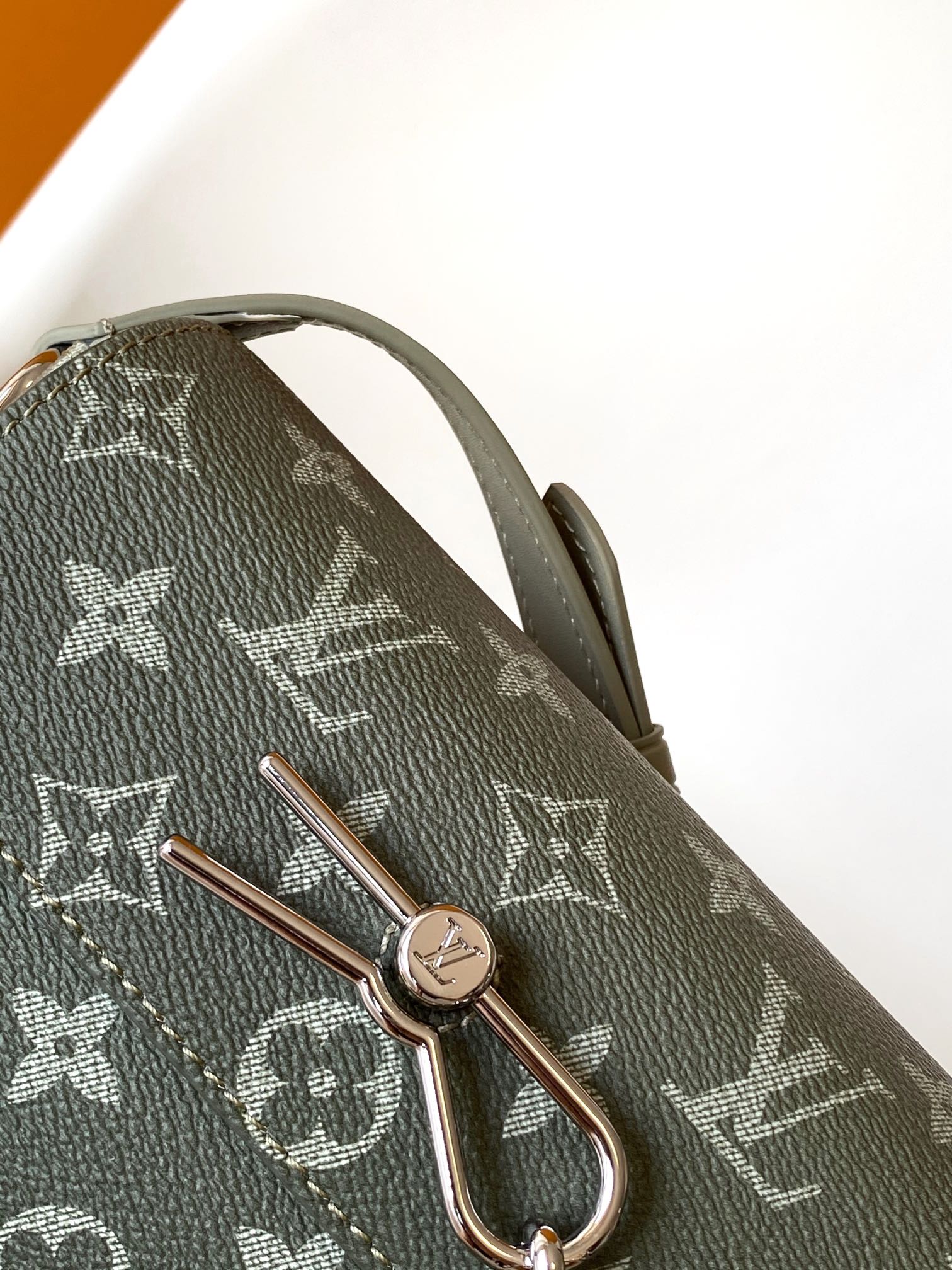 Louis Vuitton Ombre Monogram Structured Crossbody Shoulder Bag with Chain