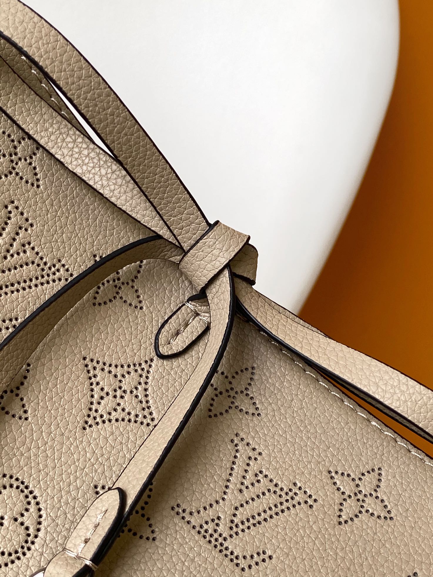 Louis Vuitton Taupe Embossed Leather Bucket Bag Drawstring Shoulder Purse