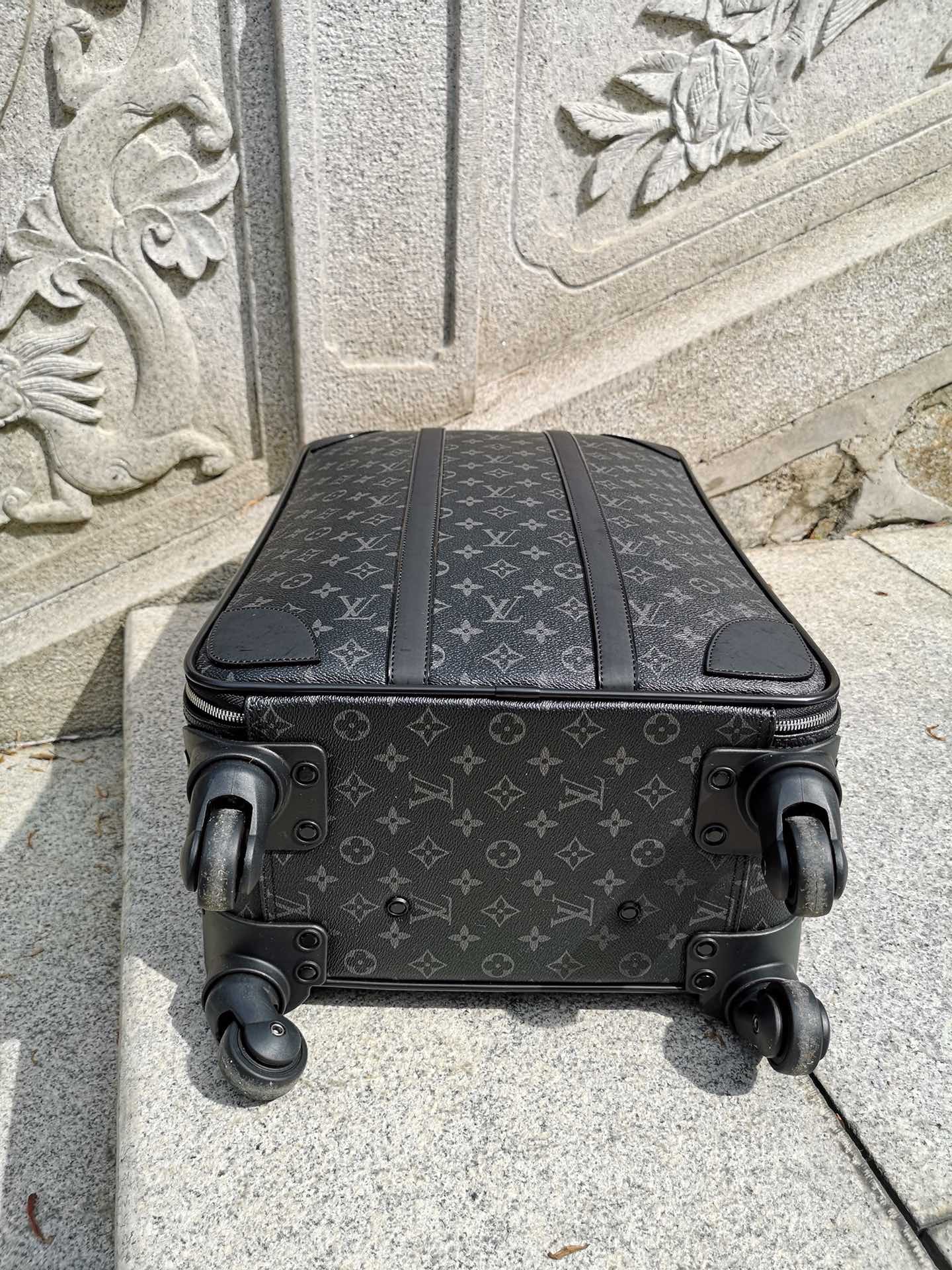 Vintage Monogram Pattern 2-Piece Luggage Set with Cosmetic Case