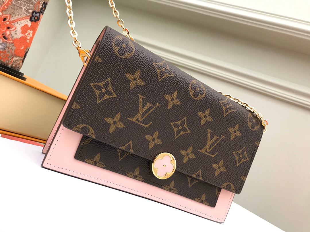 Louis Vuitton Pallas Wallet on Chain Monogram Canvas & Rose Ballerine Pink