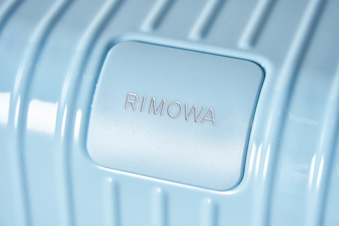 Modern Light Blue Ribbed Hardside Spinner Suitcase Set of 3