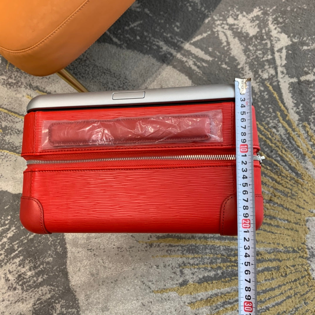 Modern Red Hardside Carry-On Spinner Luggage with Wide Handle