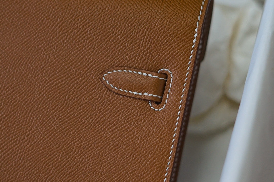 Hermès Kelly Classic Wallet in Gold Epsom Leather with Palladium Hardware
