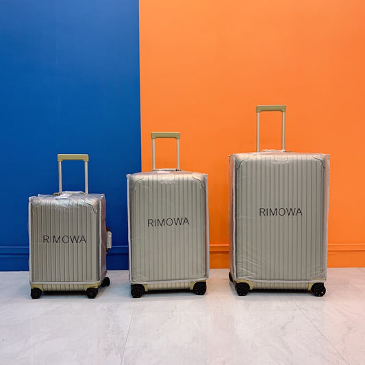 Modern Metallic Grooved Hard Shell Spinner Luggage Set of 3
