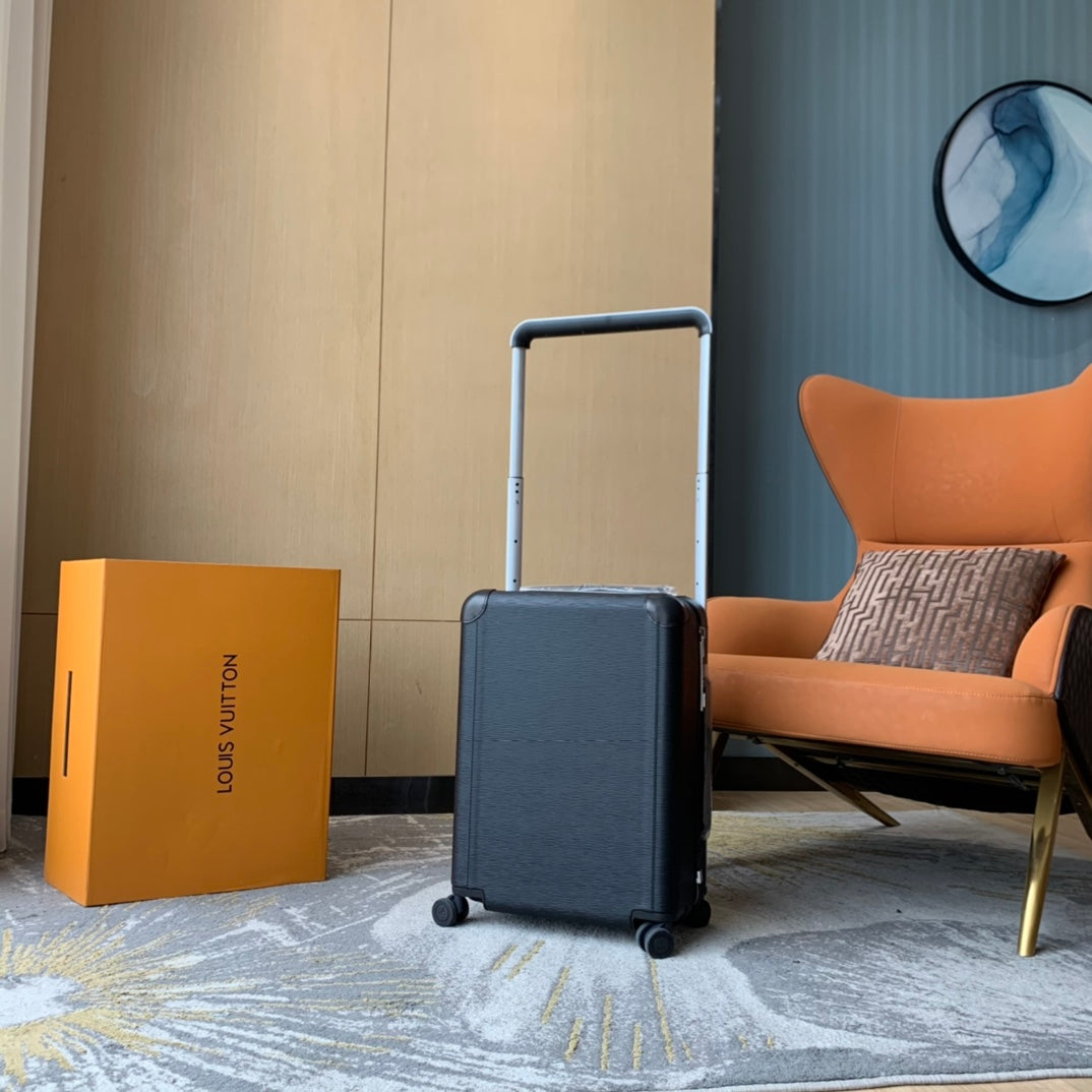 Modern Black Hardside Spinner Luggage with Wide Handle