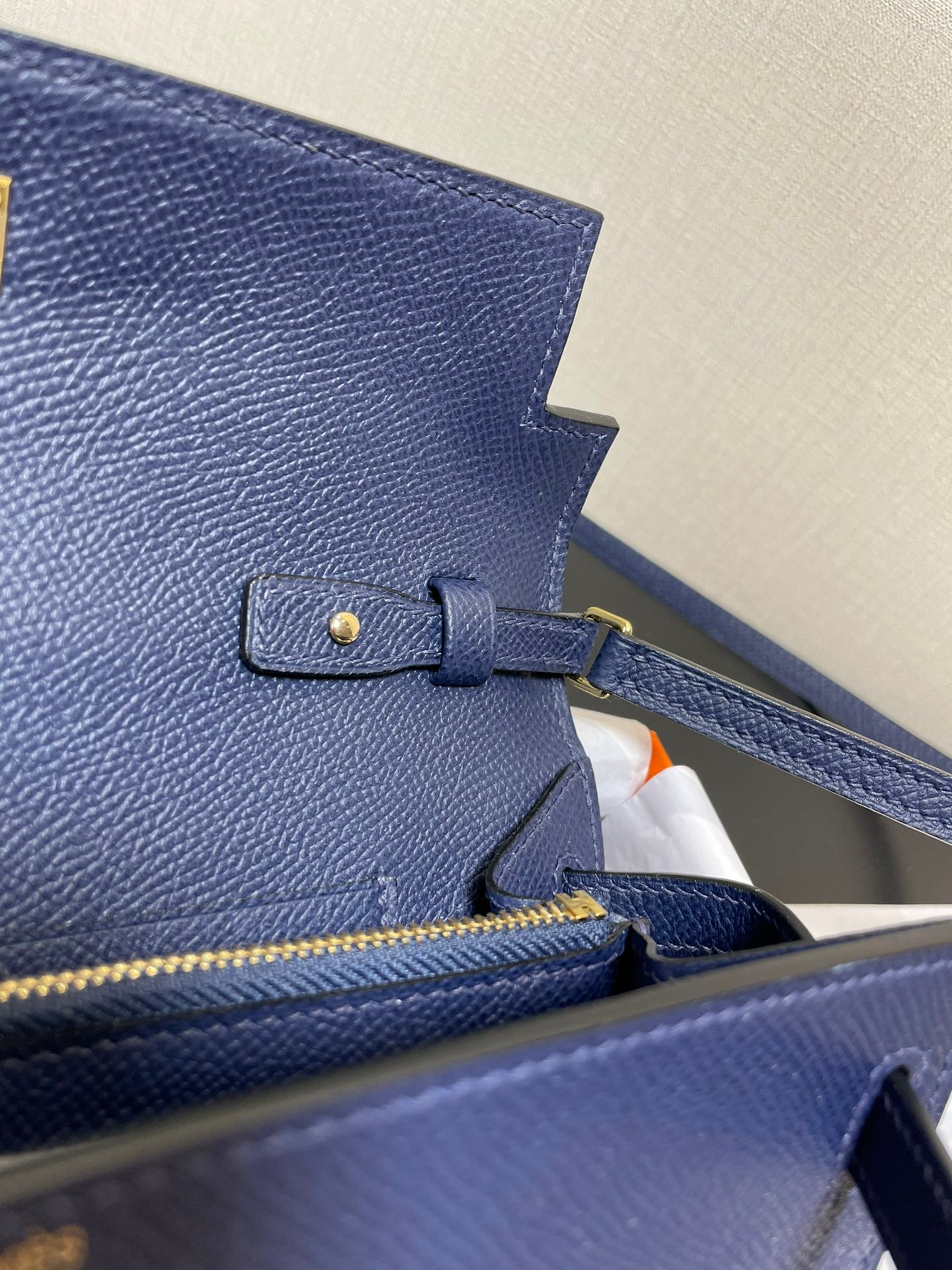 Luxury Two-Tone Blue and Beige Leather Wallet - Elegant Foldover Clutch with Gold Clasp
