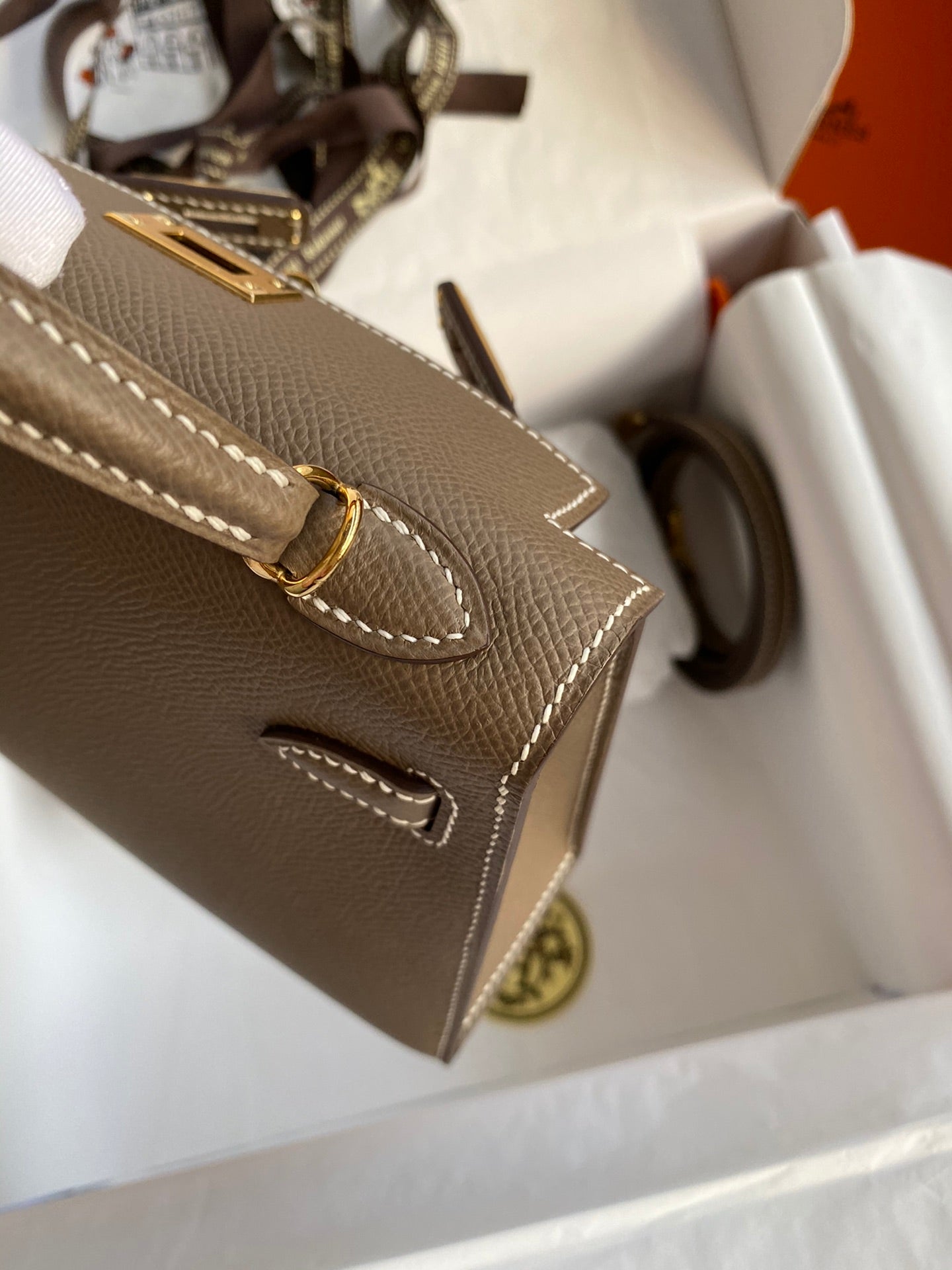 Hermès Mini Kelly II 20 Sellier Epsom Etoupe Gold Hardware Handbag