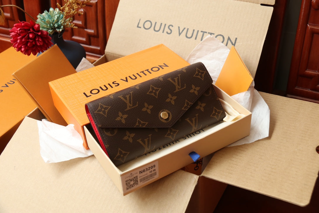 Louis Vuitton Elegant Brown Monogram Canvas Envelope Wallet with Snap Closure