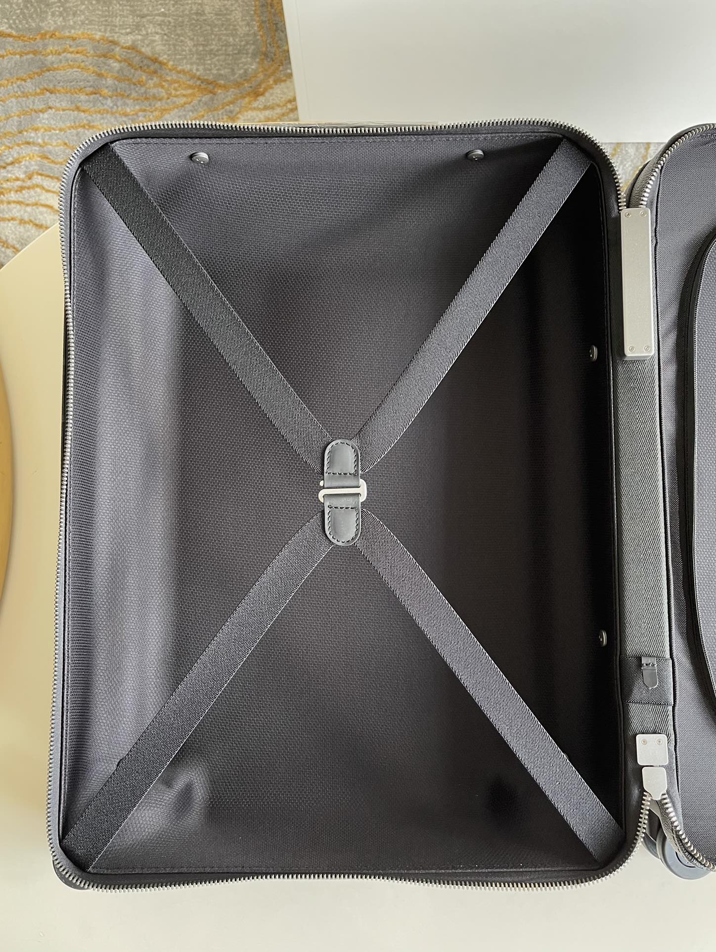 Modern Black Monogram Print Hardshell Carry-On Spinner Suitcase
