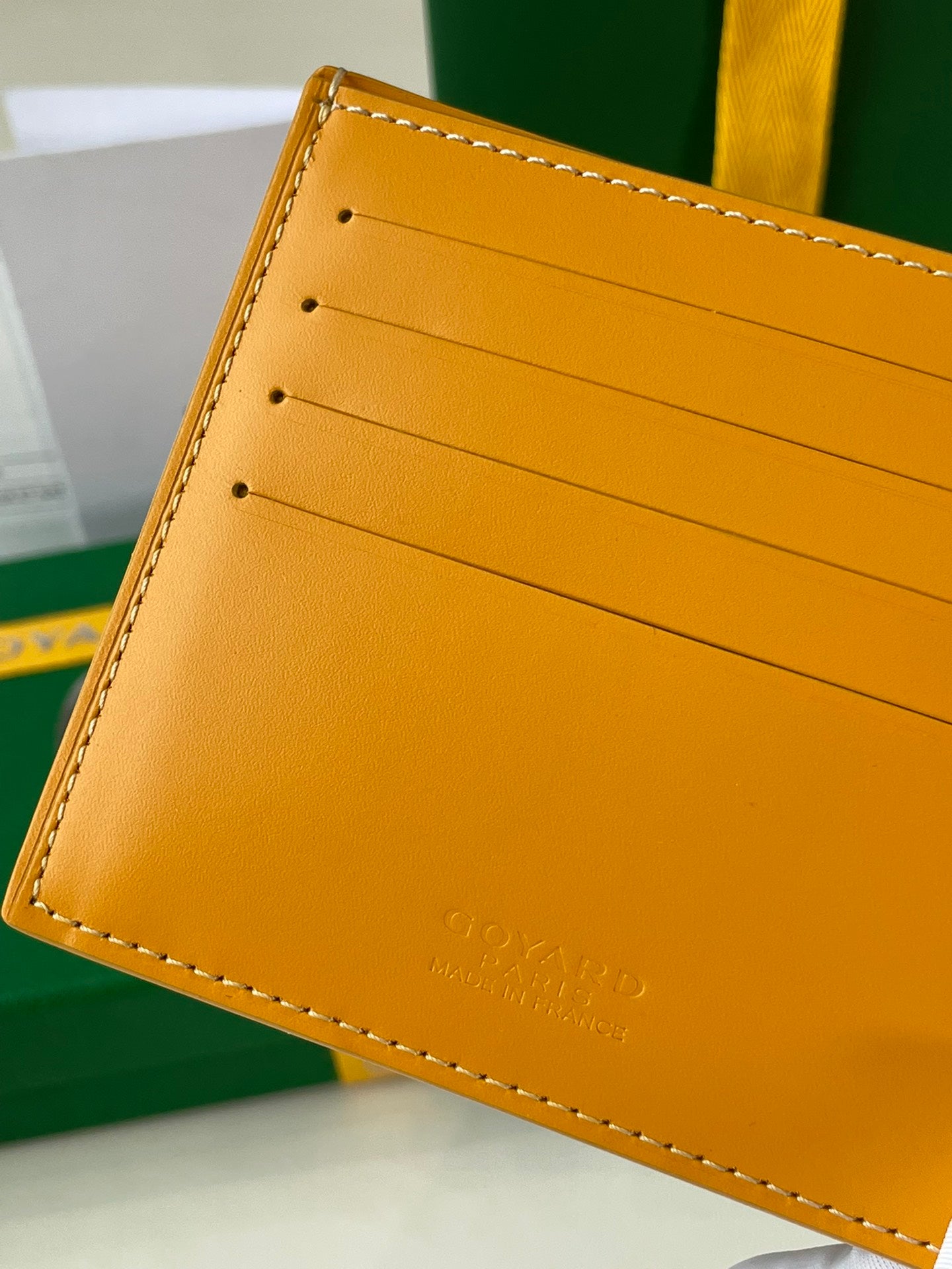 Gogy Luxury Yellow Geometric Chevron Pattern Bifold Wallet