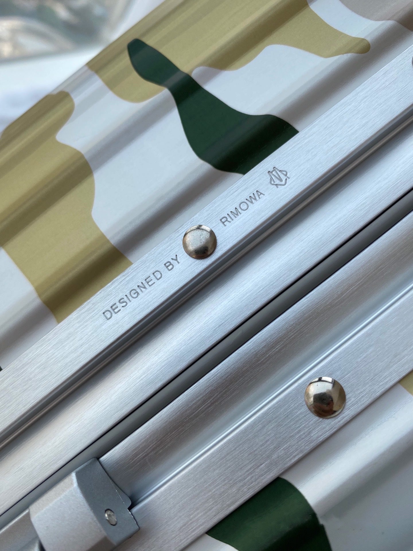 Yellow and Green Camouflage Hard Shell Spinner Suitcase