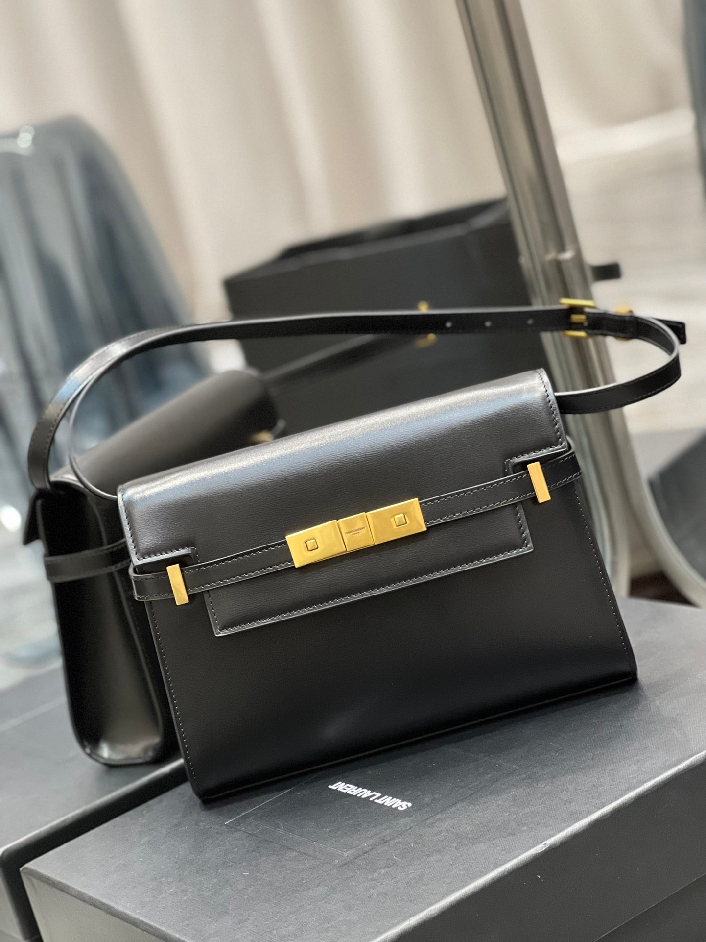 Saint Laurent Manhattan Small Shoulder Bag in Black Box Leather