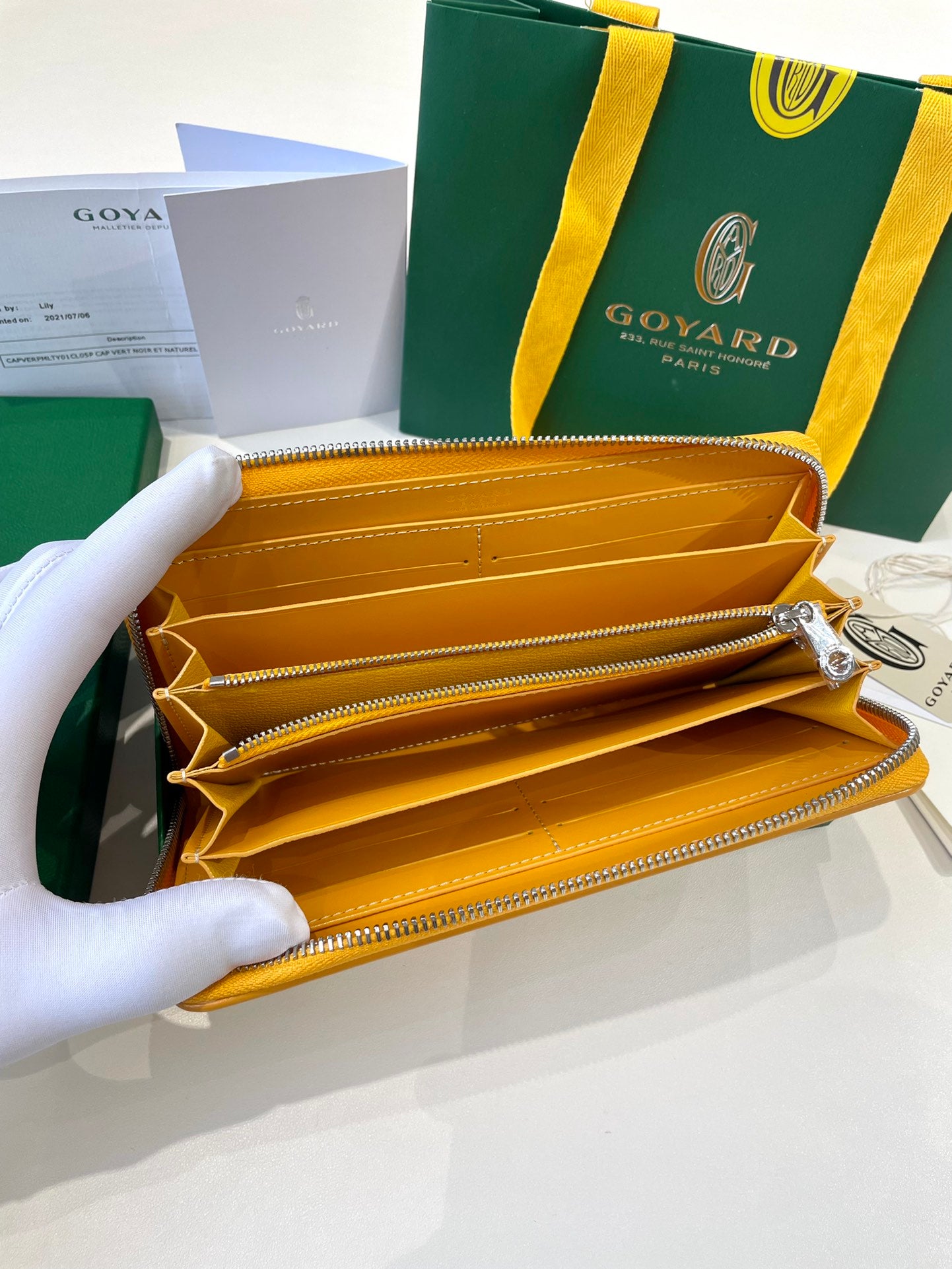 Gogy Luxury Yellow Chevron Pattern Long Wallet Clutch Organizer