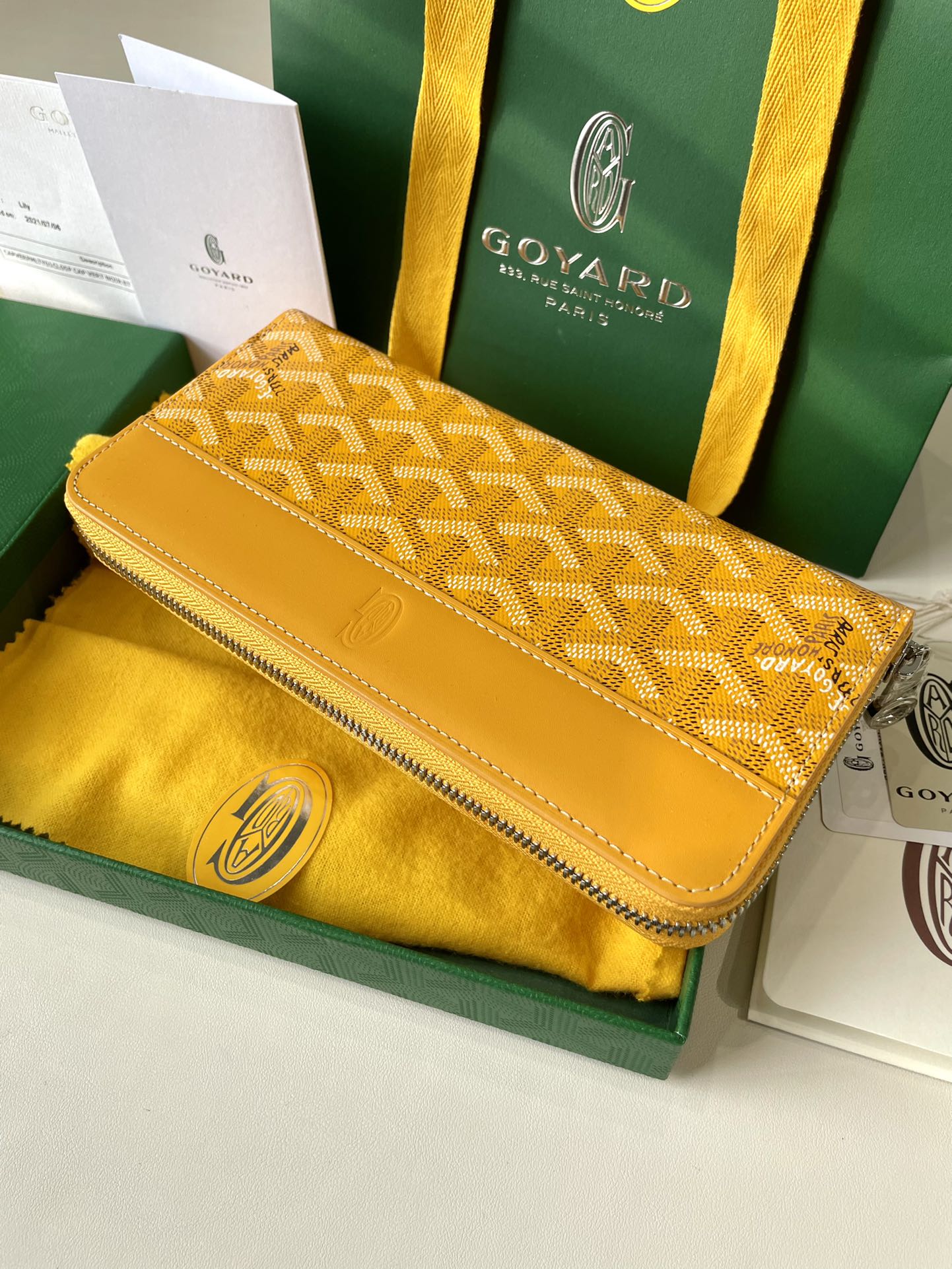 Gogy Luxury Yellow Chevron Pattern Long Wallet Clutch Organizer