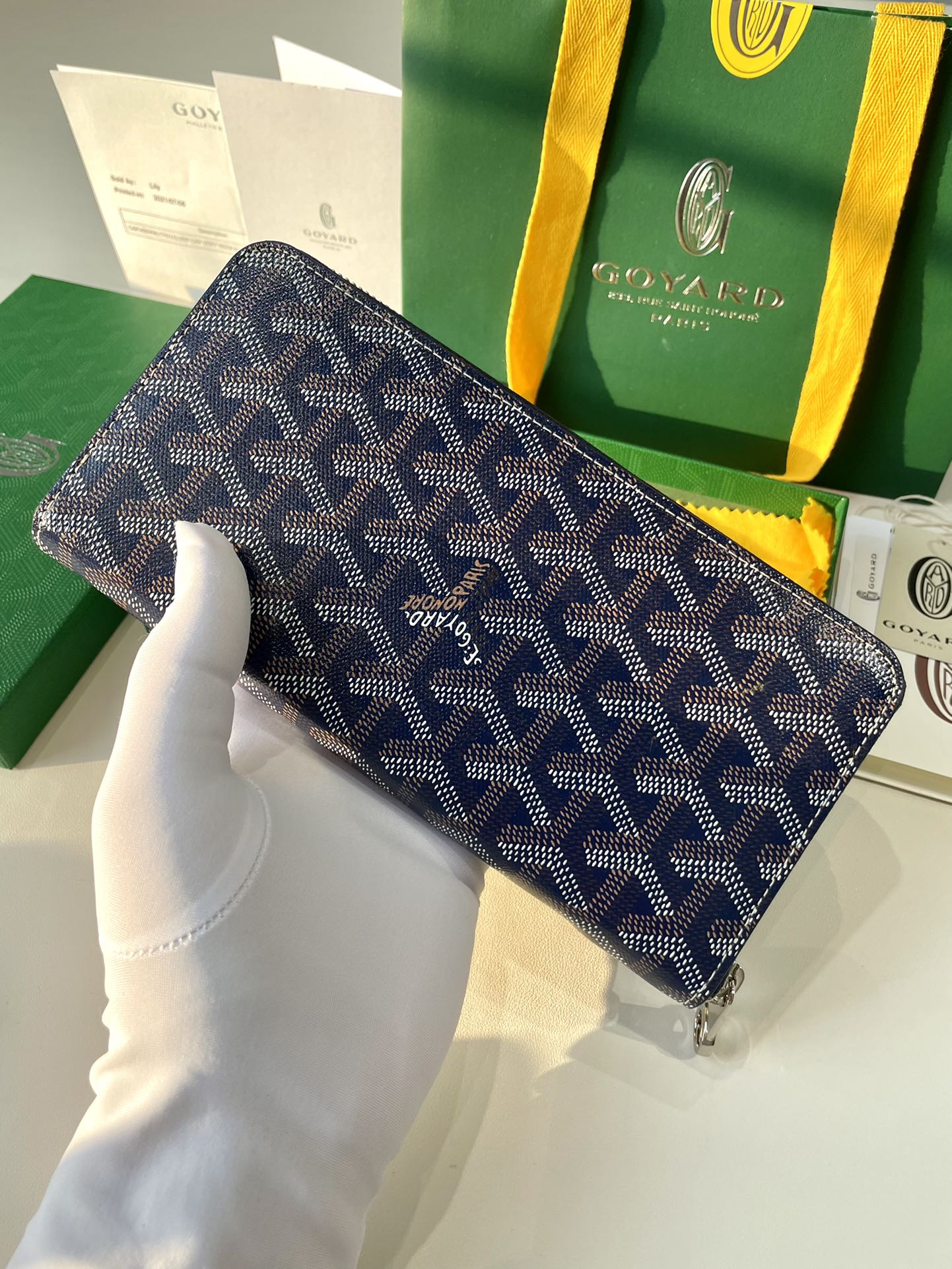 Gogy Luxury Navy Blue Geometric Chevron Pattern Leather Long Wallet