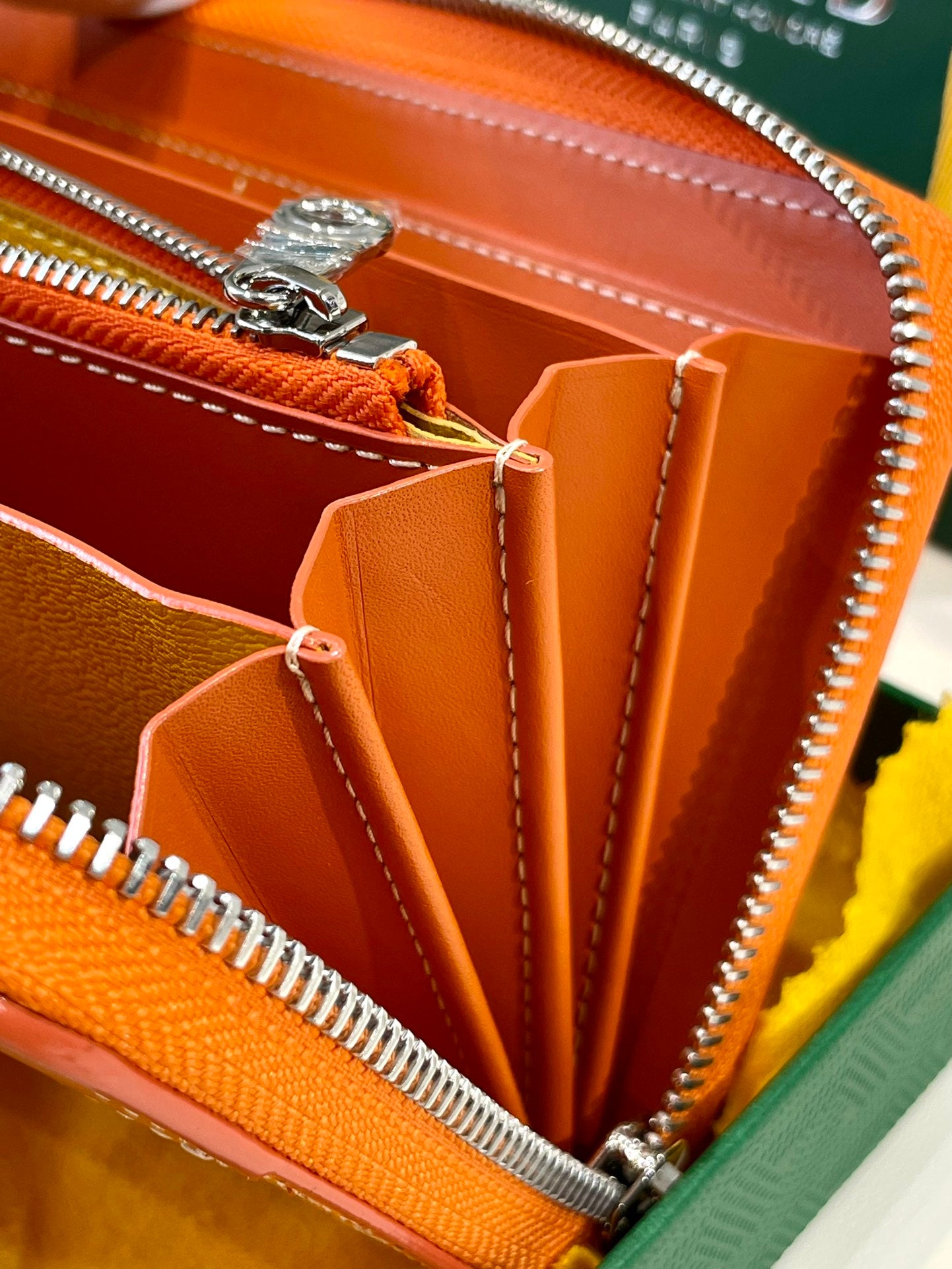 Gogy Classic Orange Chevron Pattern Leather Zipper Long Wallet