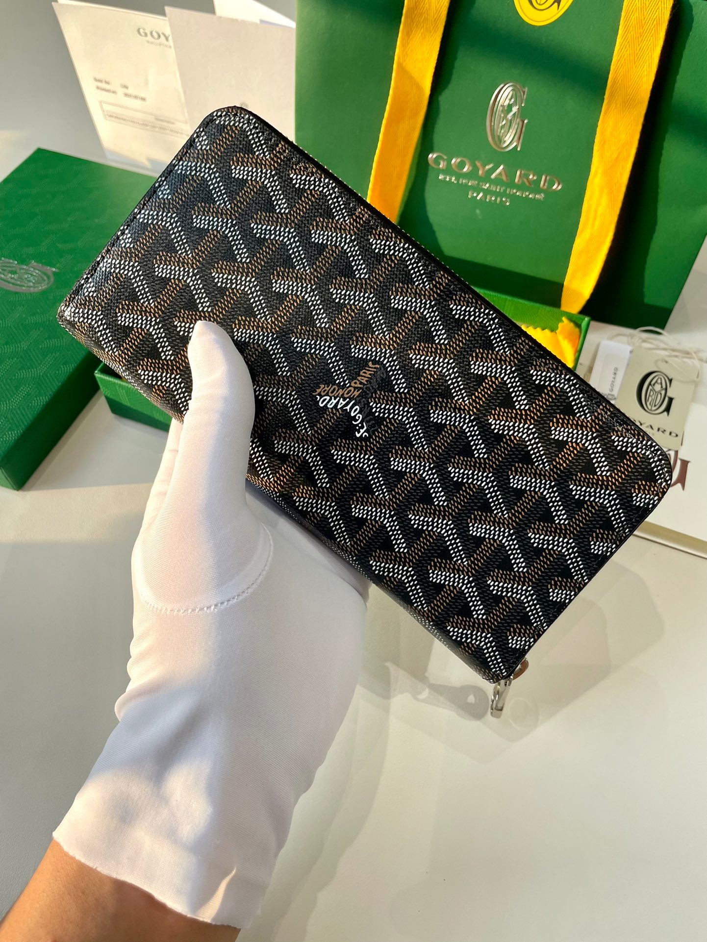 Gogy Black Chevron Pattern Canvas Long Zip Around Wallet