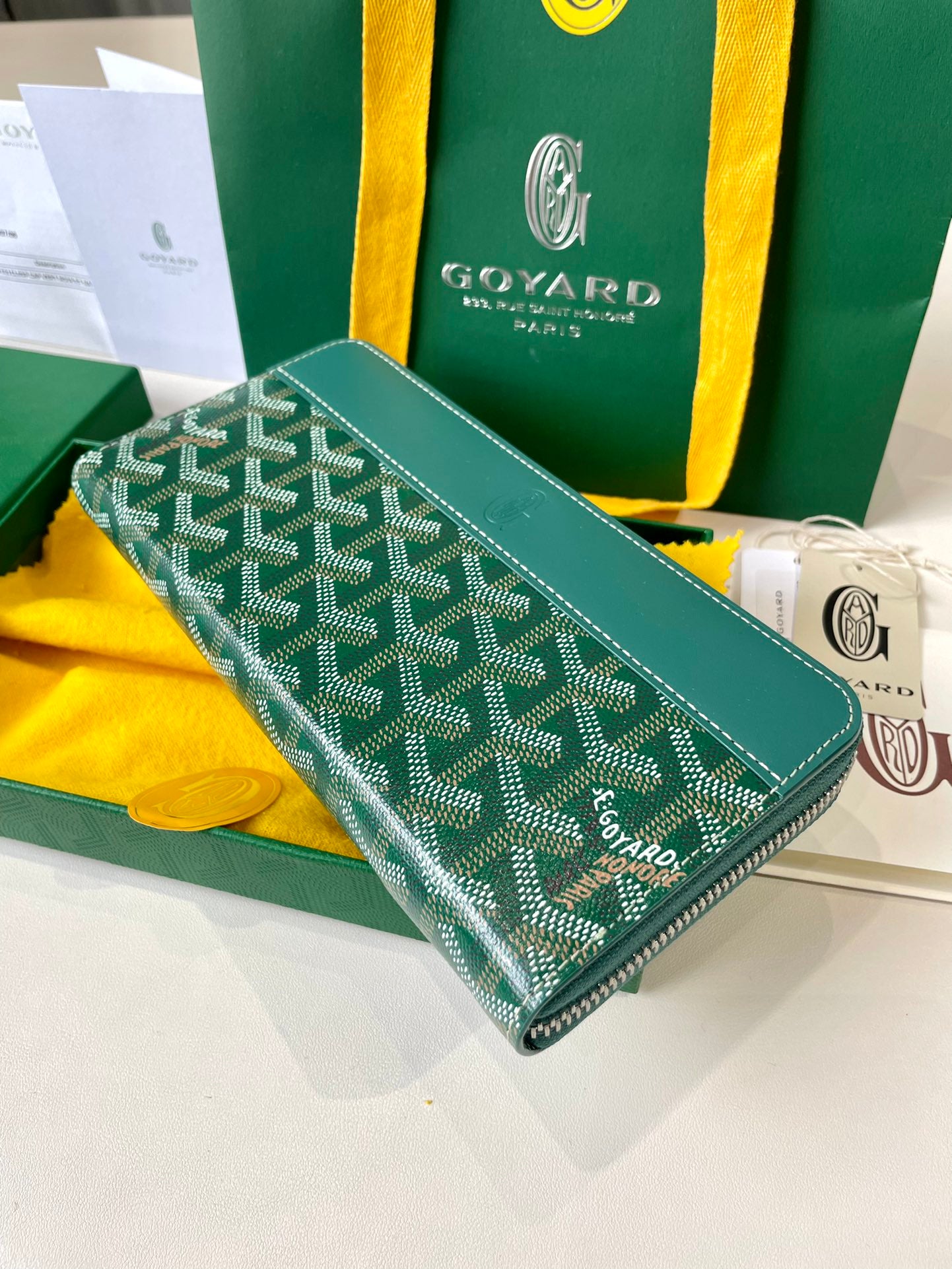 Gogy Luxury Green Chevron Monogram Leather Zip-Around Long Wallet