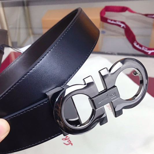 Salvatore Ferragamo Men's Reversible Leather Belt with Gunmetal Gancini Buckle - Black