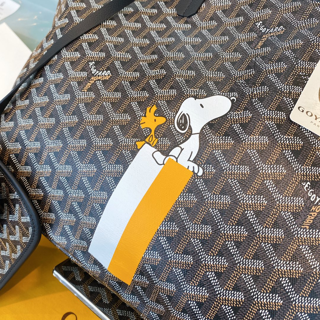 Gogy Chevron Print Canvas Tote Bag with Cute Cartoon Graphic and Matching Pouch