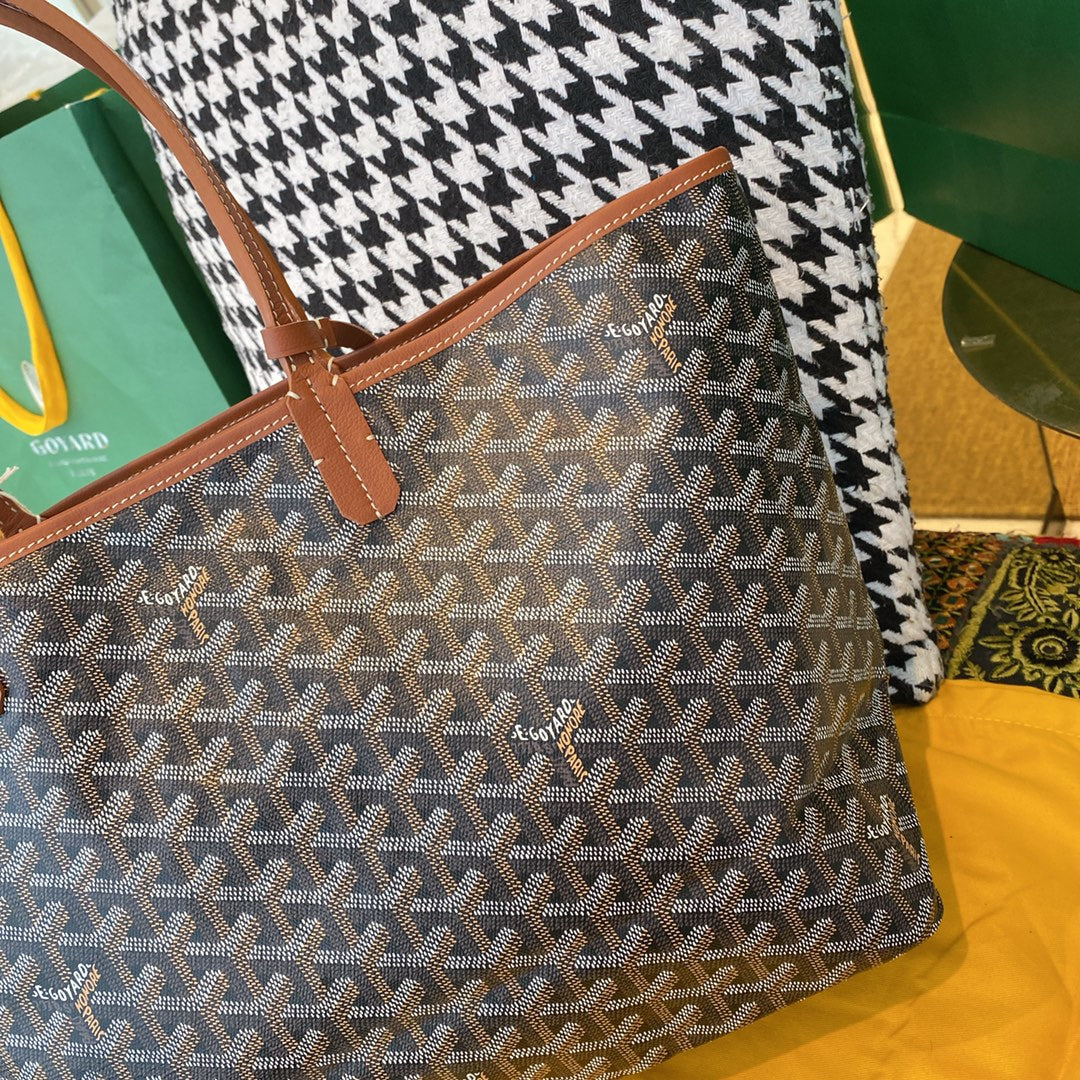 Gogy Classic Chevron Pattern Tote Bag with Brown Leather Handles