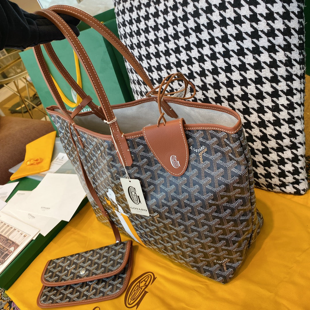 Gogy Classic Chevron Pattern Tote Bag with Brown Leather Handles