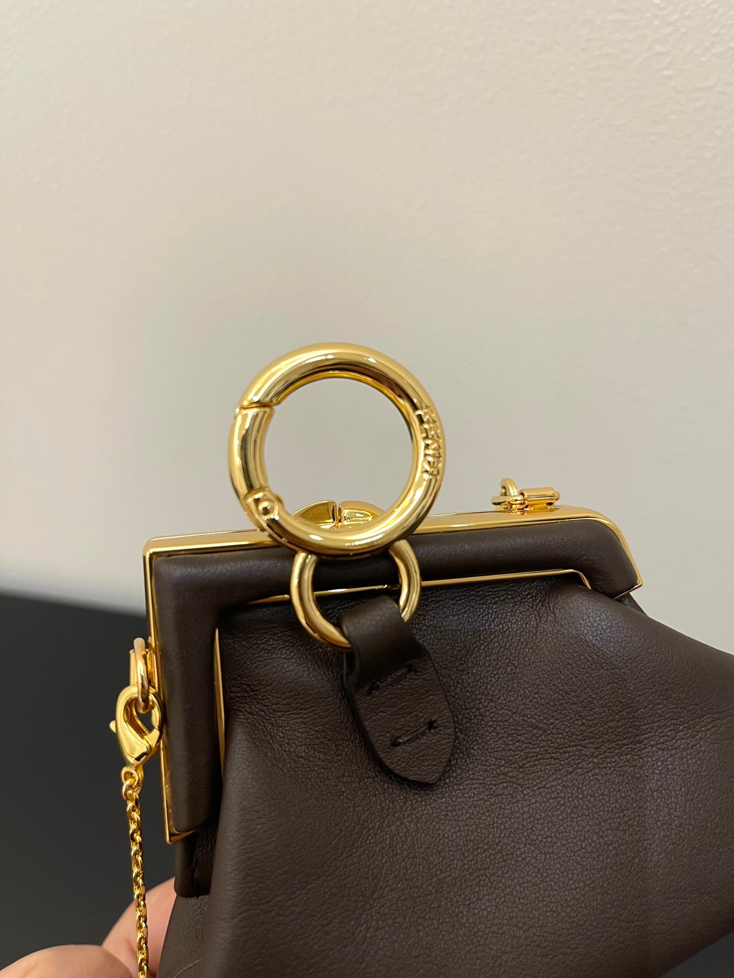 Vintage Style Brown Mini Frame Bag with Gold Chain Strap - Kiss Lock Crossbody Pouch