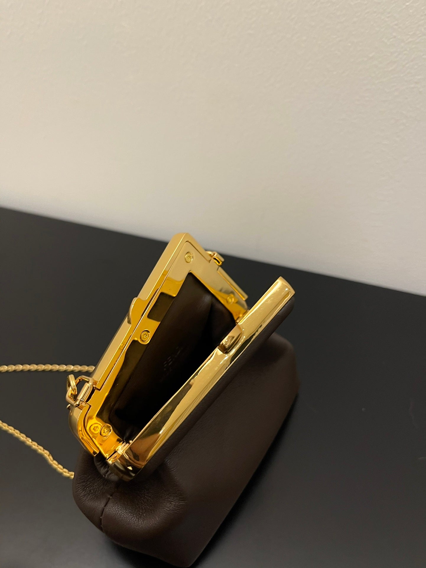 Vintage Style Brown Mini Frame Bag with Gold Chain Strap - Kiss Lock Crossbody Pouch