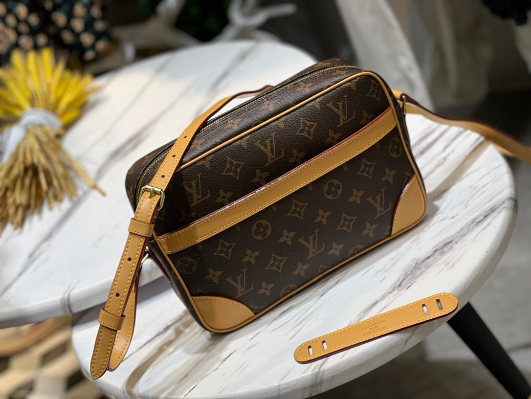 Louis Vuitton Vintage Brown Monogram Canvas Crossbody Bag with Leather Trim