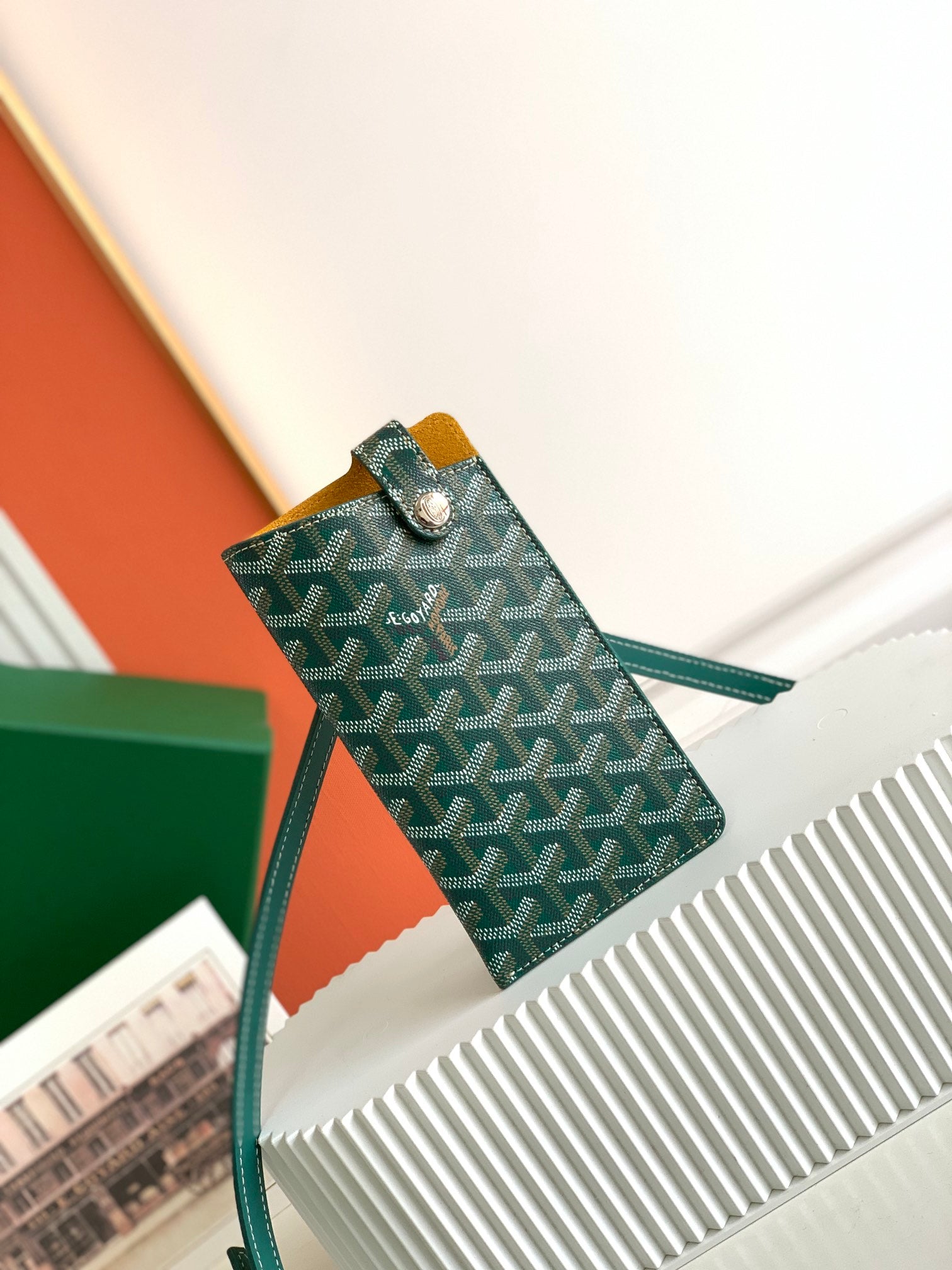 Gogy Green Chevron Pattern Leather Card Holder Pouch with Strap
