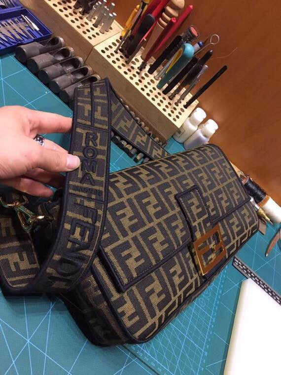 Fendi Vintage Zucca Monogram Canvas Baguette Shoulder Bag - Brown/Black