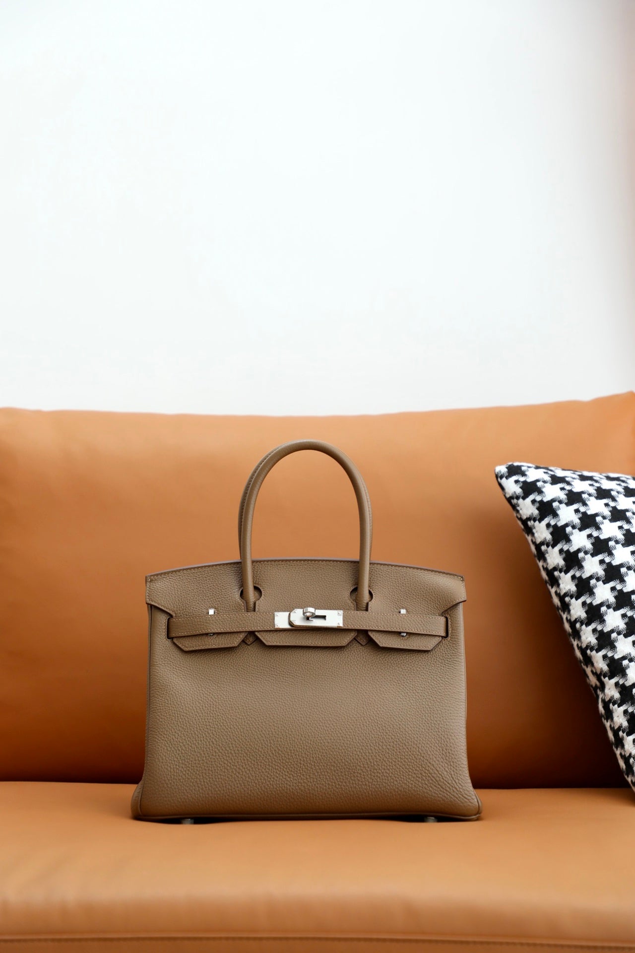 Elegant Taupe Leather Handbag - Classic Birkin Style Top Handle Tote