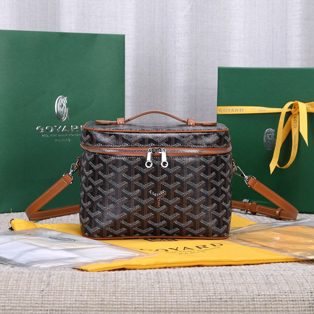 Gogy Chevron Monogram Vanity Case Crossbody Handbag with Leather Trim