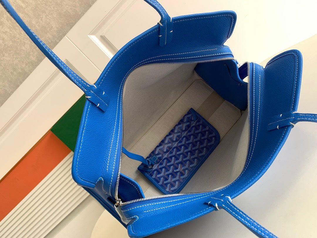 Gogy Elegant Blue Chevron Print Tote Bag with Orange Accent Ring