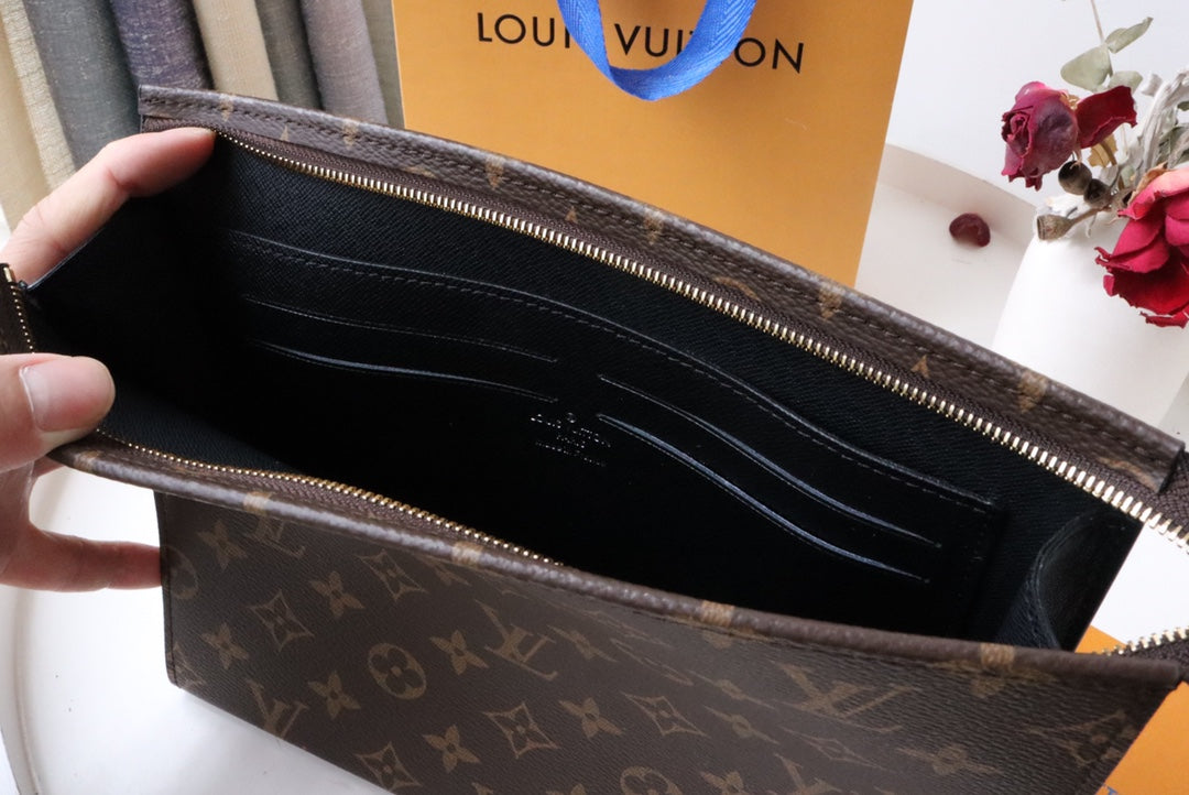 Louis Vuitton Classic Brown Monogram Canvas Zippered Clutch Pouch Organizer