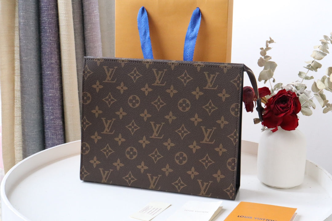 Louis Vuitton Classic Brown Monogram Canvas Zippered Clutch Pouch Organizer
