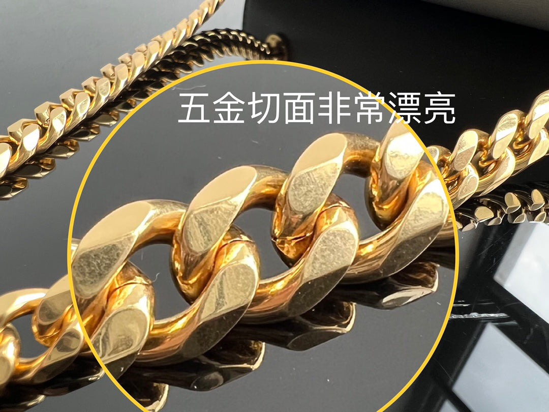 18K Gold Plated Thick Cuban Link Chain Necklace for Men and Women