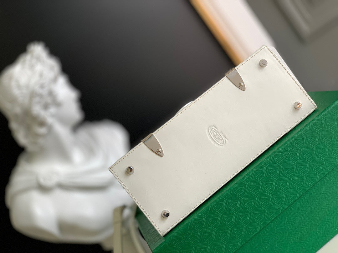 Gogy Elegant White Chevron Top Handle Handbag with Wooden Details
