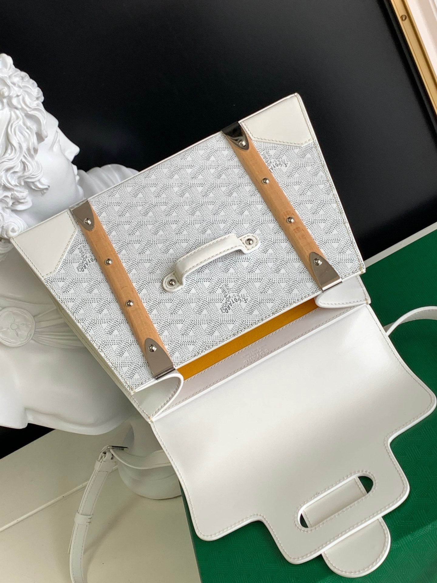 Gogy Elegant White Chevron Top Handle Handbag with Wooden Details
