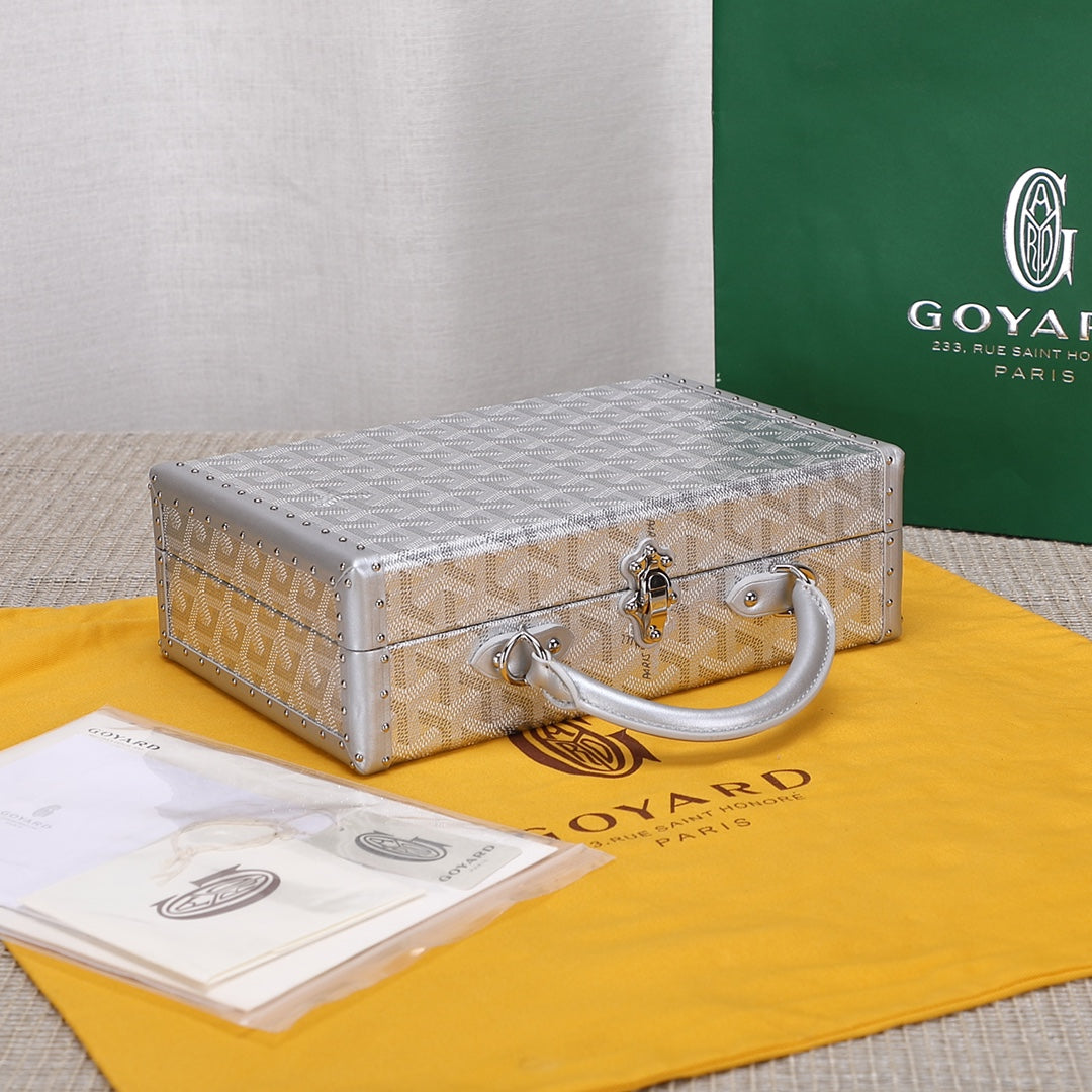 Gogy Metallic Silver Geometric Patterned Hard Shell Trunk Handbag