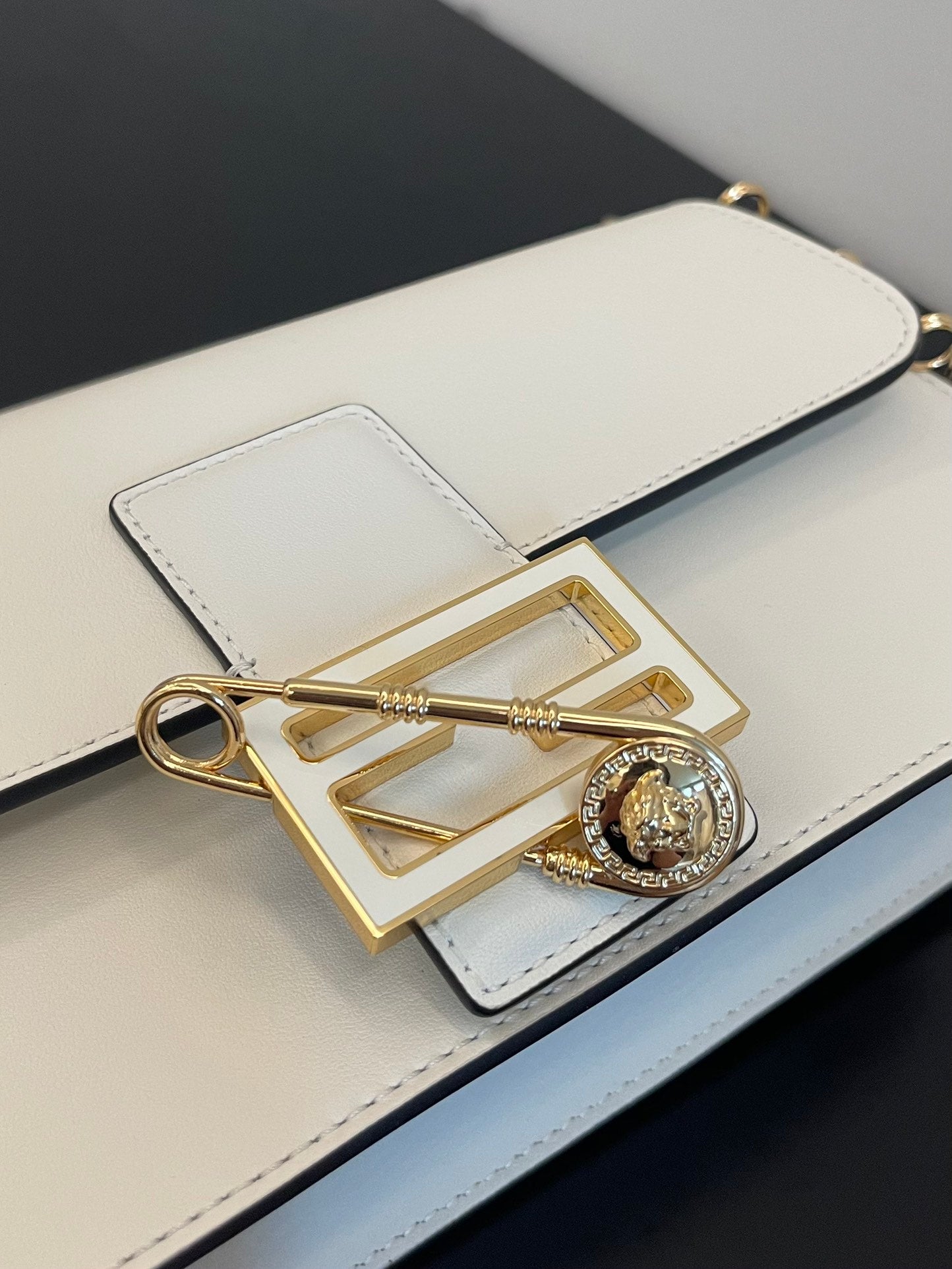 Fendi White Leather Baguette Bag with Gold-Tone Hardware and Detachable Strap