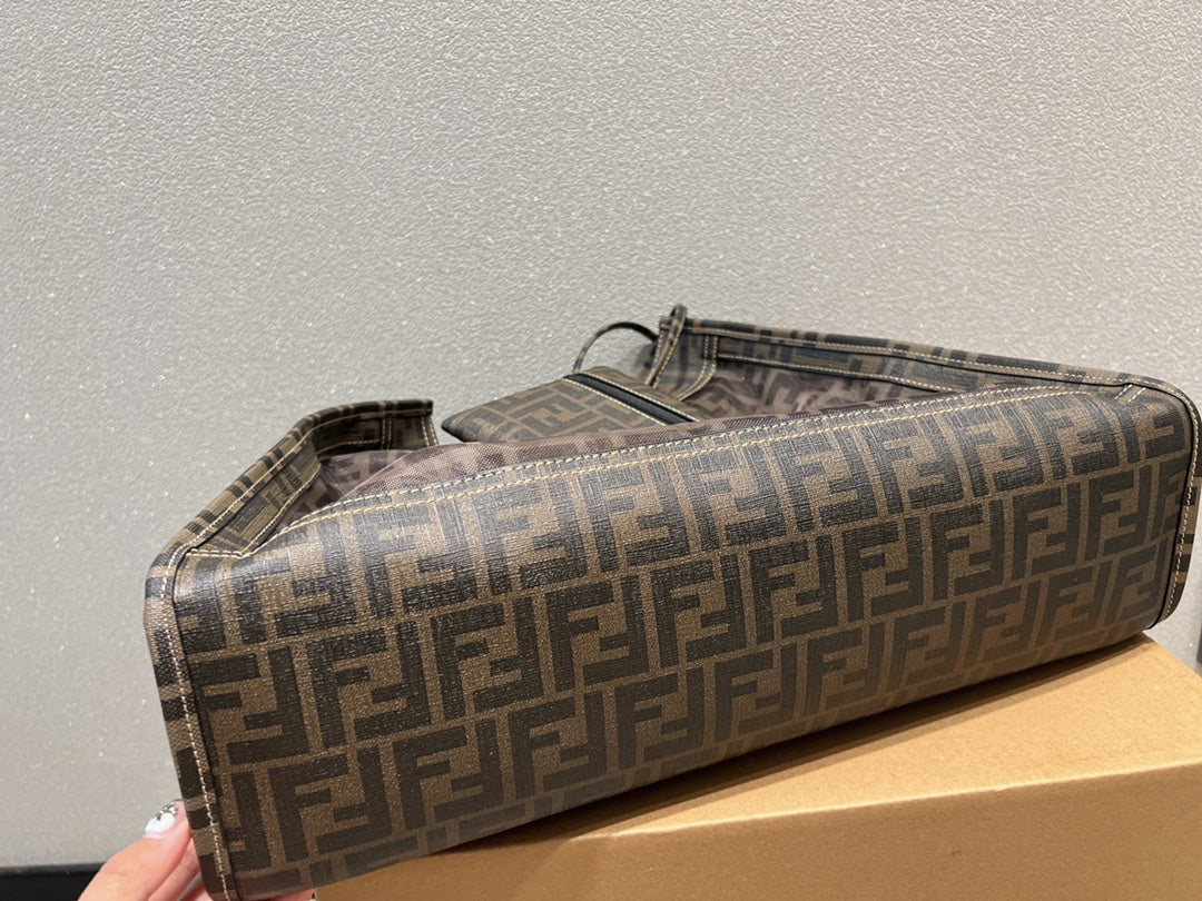 Fendi FF Monogram Mesh Tote Bag with Detachable Pouch - Brown