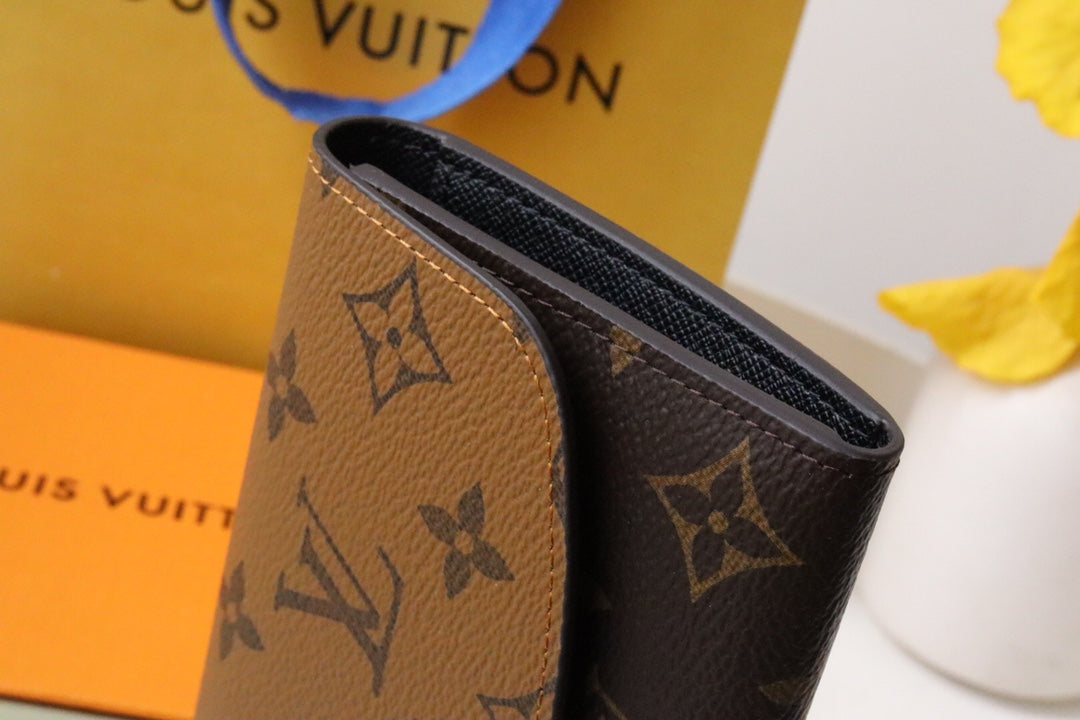 Louis Vuitton Elegant Monogram Pattern Brown Canvas Continental Long Wallet
