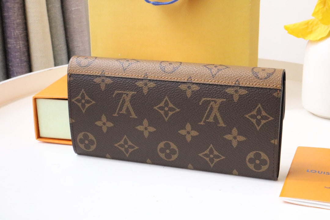 Louis Vuitton Elegant Monogram Pattern Brown Canvas Continental Long Wallet