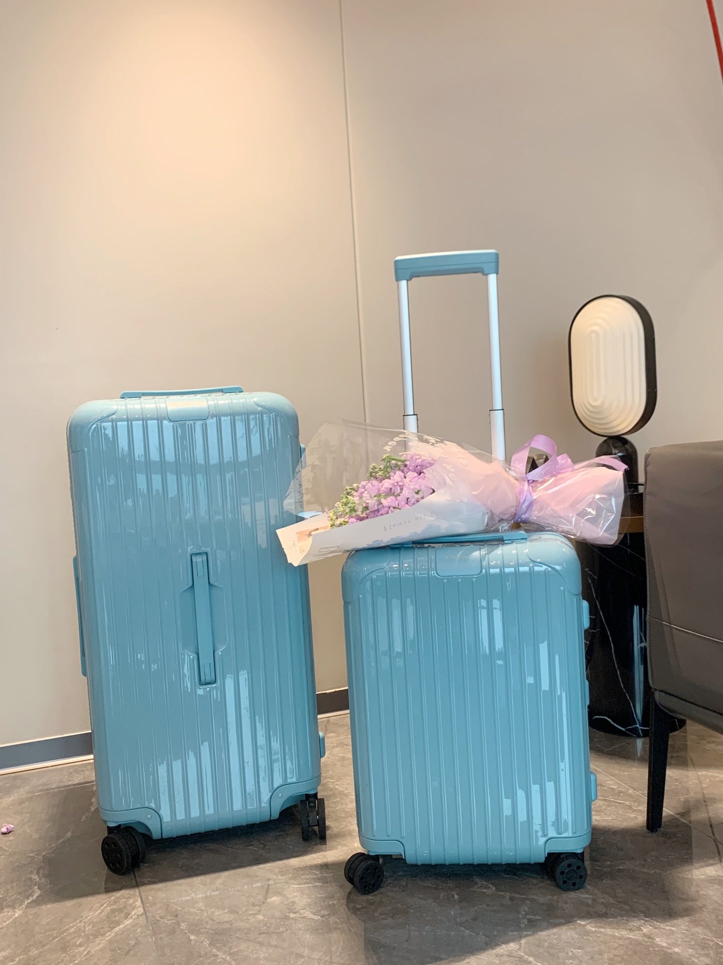 Modern Light Blue Hardside Spinner Luggage Travel Suitcase Set